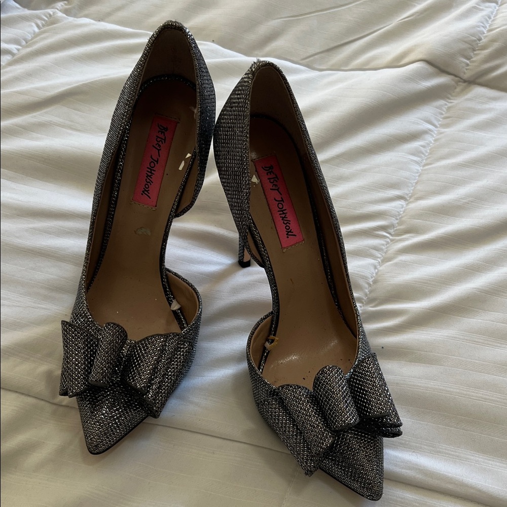 Betsey Johnson Silver Bow Heels